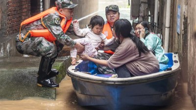 湖南道县：全力抗洪救灾 守护群众安全