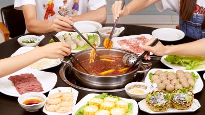 餐饮“烟火气”持续回归