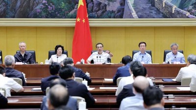 李克强在第十次全国深化“放管服”改革电视电话会议上发表重要讲话