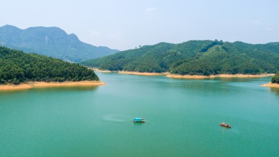 绿水青山生态美