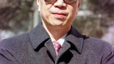 东西问·人物｜“国际范”校长杨福家