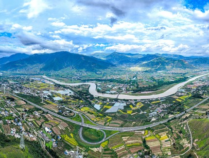 锦绣凉山 幸福家园