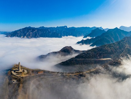 冬日太行山 云海入画来