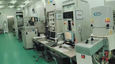 在集成电路基础研究中奋力攀登