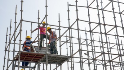 推动经济回稳向上——全国多地加快复工复产扫描