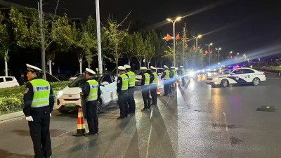 商丘交警“五一”期间严查酒驾不放松 持续净化交通环境