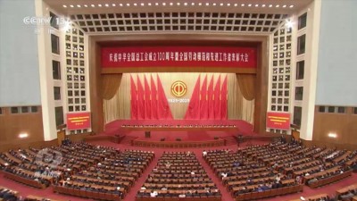焦点访谈｜薪火相传——新时代劳动者书写奋进新篇章