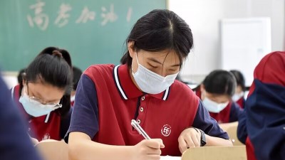 崔战杰     高考随兴诗两首