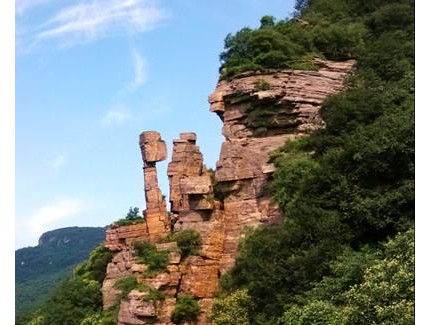 黛眉山景区