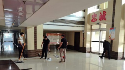 通许县住建局持续开展办公场所环境卫生大清扫