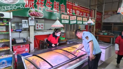 何官市场监管所开展生鲜猪肉专项检查 守护群众的“肉篮子”安全