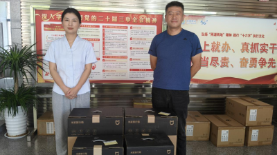 安徽移动灵璧县分公司为员工子女高考生送温暖