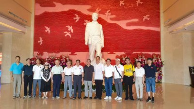 专栏丨陈永祥《走进雷锋纪念馆，赓续永不褪色的精神火炬》