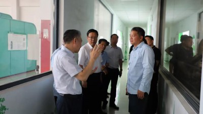 河南省总工会党组成员、副主席王占波到夏邑县开展立法调研