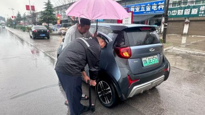 暴雨来袭！虞城公安交警全警出战 筑牢群众出行“安全防线”