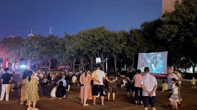 河南宝丰：举行红色电影主题展映活动