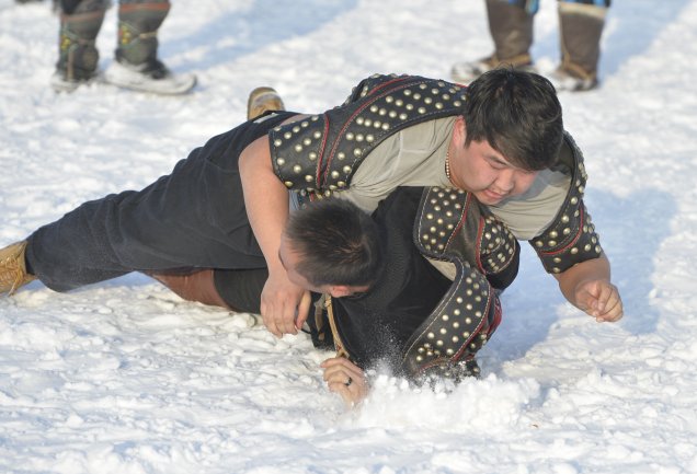 各国民众在冰天雪地里坚持锻炼燃烧脂肪